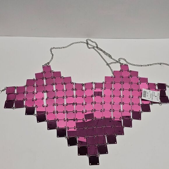 Discovery Clothing Company Tops - Mirror Mermaid Scale Metal Chain Hulter Top Hot Pink Fuchsia Magenta Size M NWT